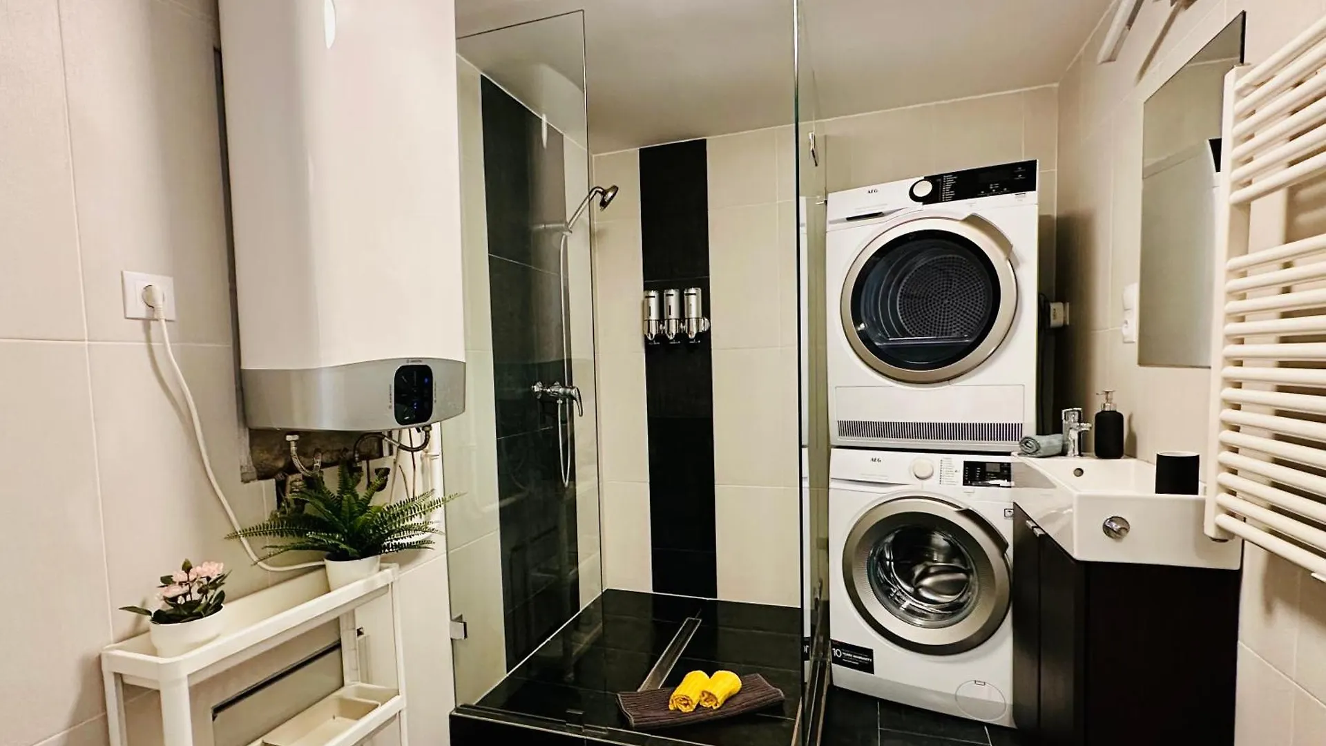 Downtown* 600Mbps* Smart Tv* Ac Apartamento Budapeste
